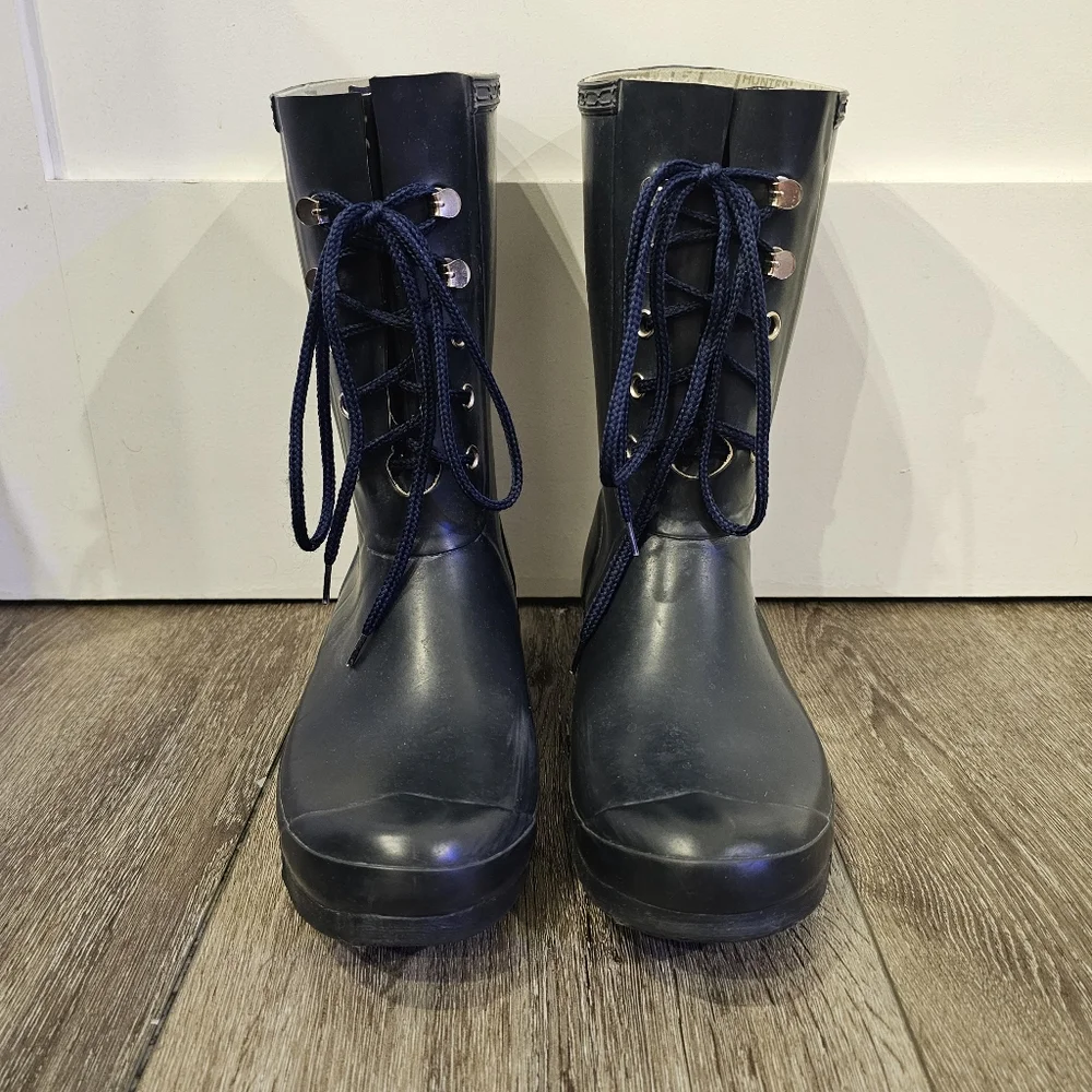 HUNTER Matte Navy Lace-Up Calf Rain Boots Festival Classic